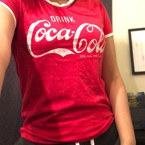 Red Coca-cola T-shirt